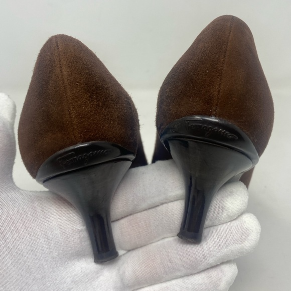 Salvatore Ferragamo Pumps Heel Brown Suede Sz 5 - Picture 4 of 16